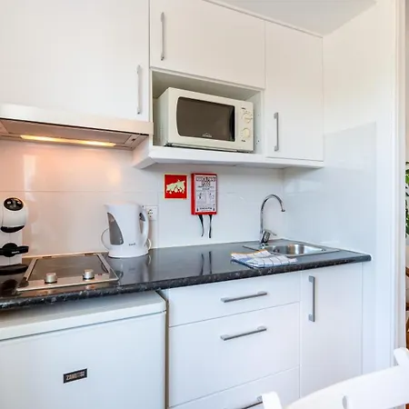 Apartman Stylish With Pool By Lovelystay *