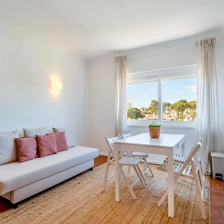 Stylish With Pool By Lovelystay Apartman *